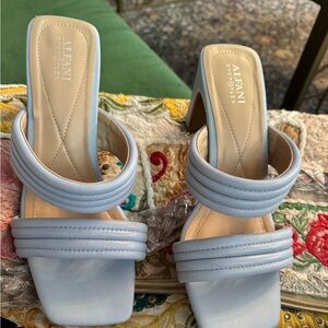 Alfani Stanton quilted slide